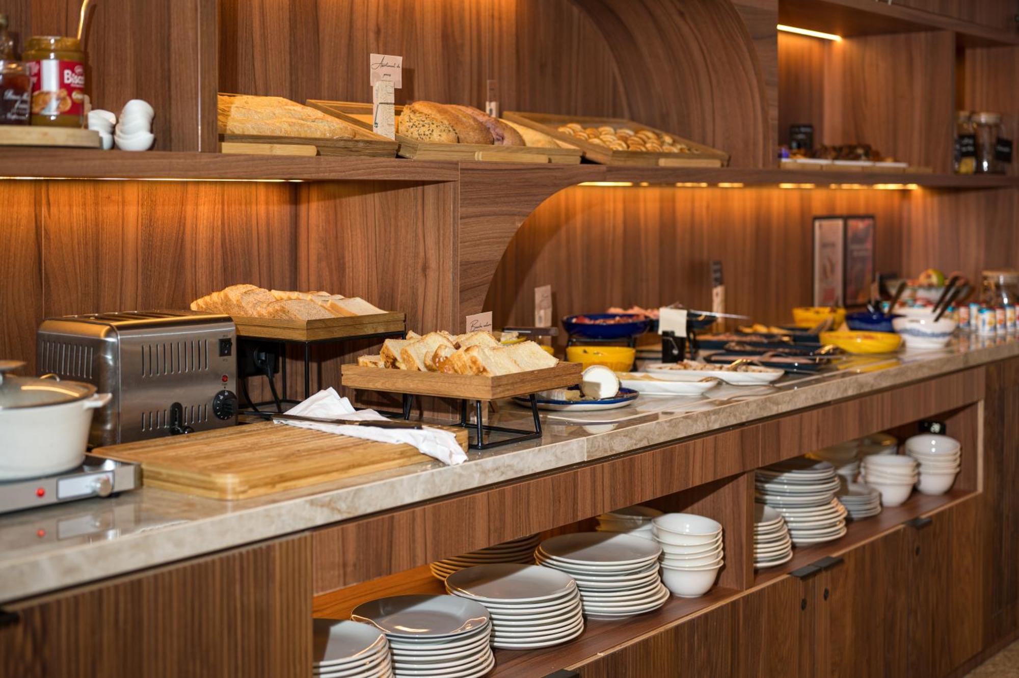 Novotel Orleans Centre Gare Екстер'єр фото
